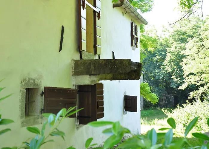 Istrien Traditionelles Steinhaus 7 By Interhome *